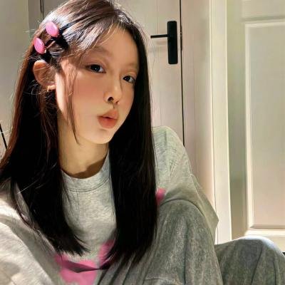 背带短裤丧尸来袭